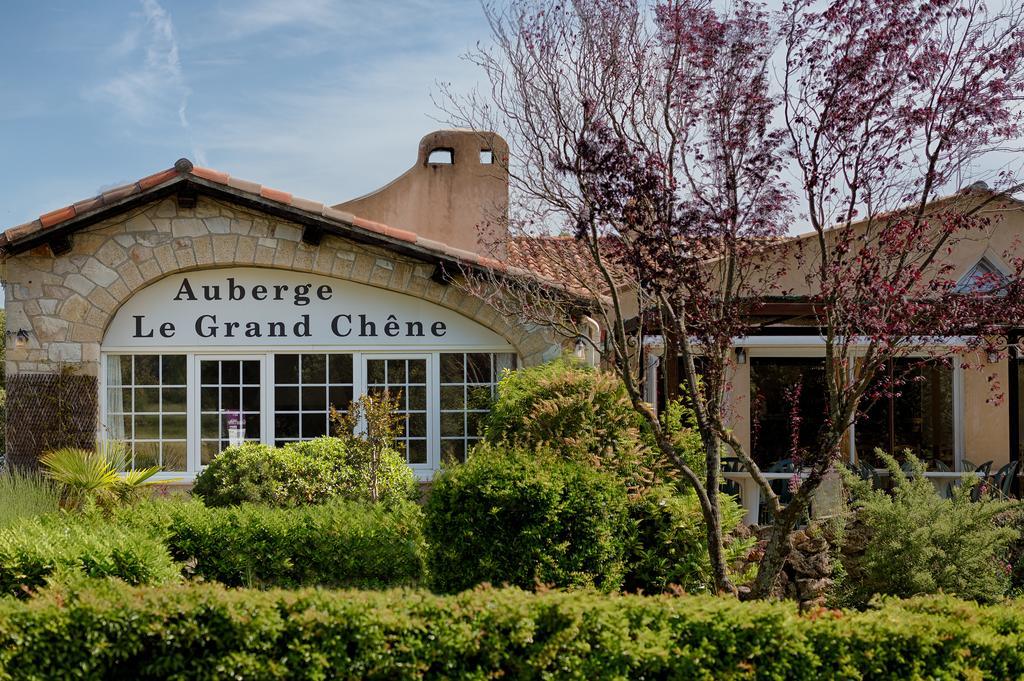 Auberge Du Grand Chene Sillans-la Cascade Exterior foto